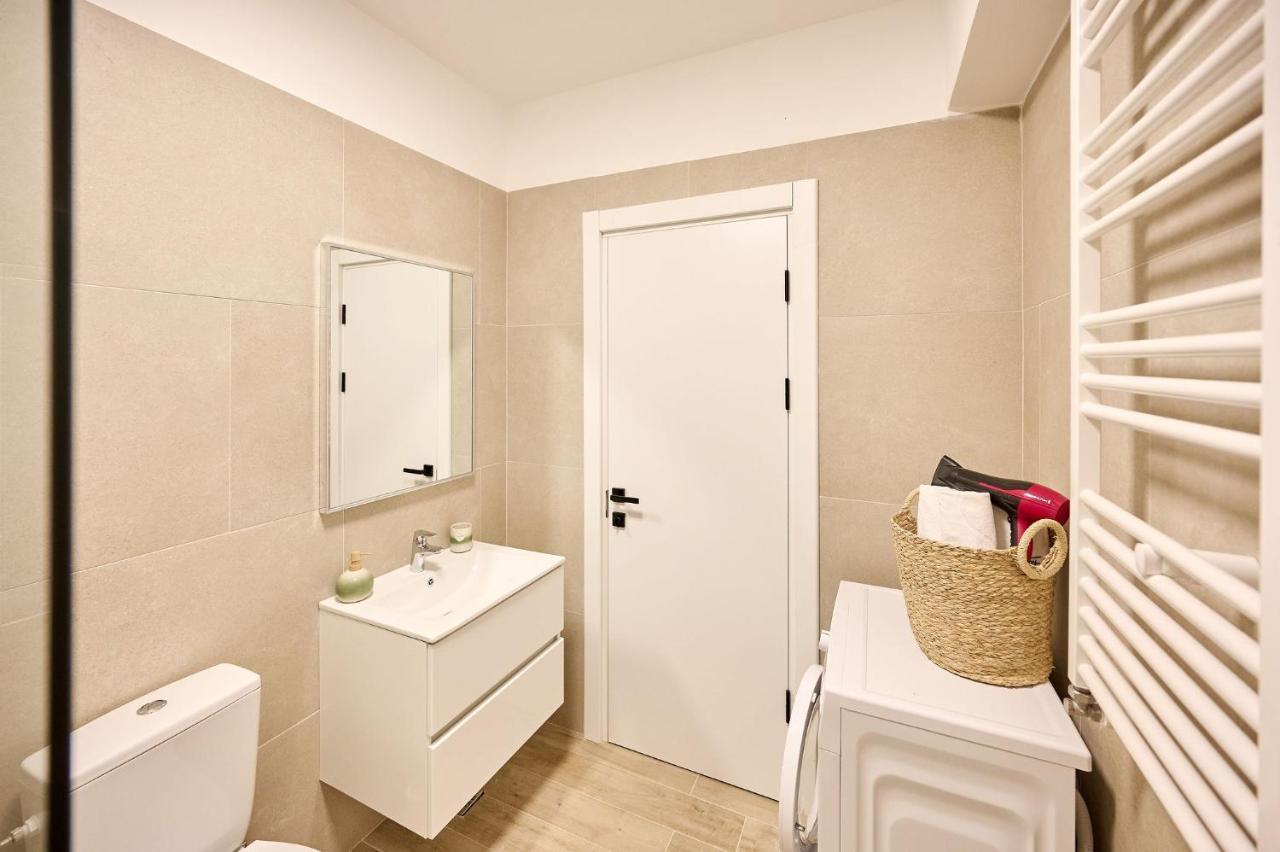 Mg Brothers Apartment In Infinity Beach Resort Mamaia Buitenkant foto